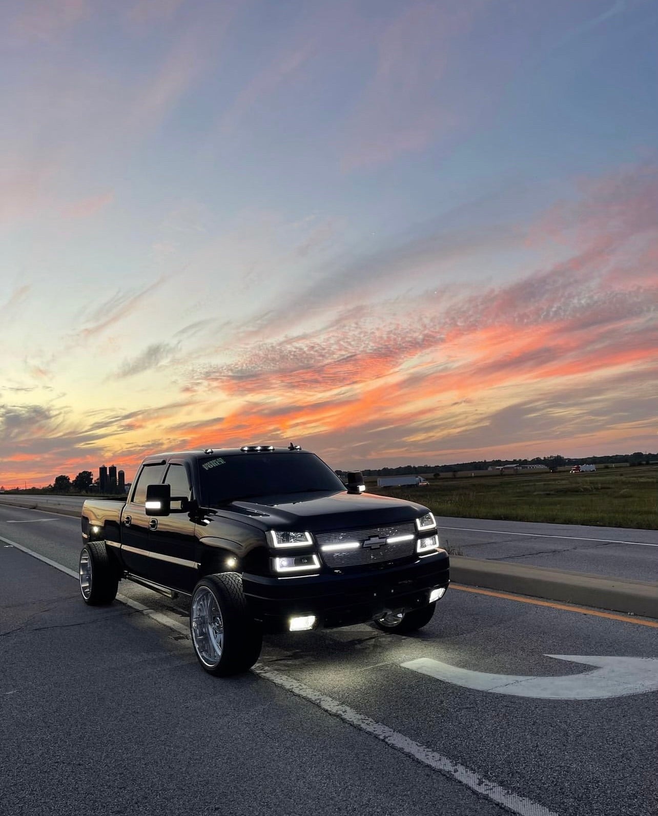 2 Bar Grill Lights With Dynamic Startup And Turn Signal